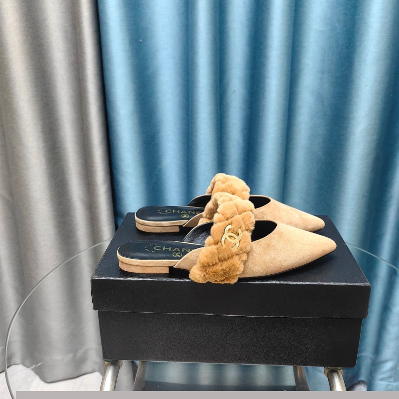 Ch*el slippers